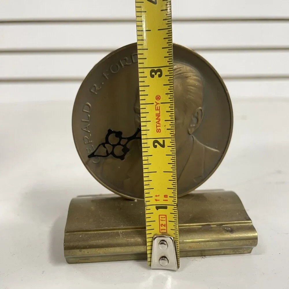 Vintage Gerald R. Ford US Mint Treasury Bronze Medal CONVERTED TO CLOCK - LN